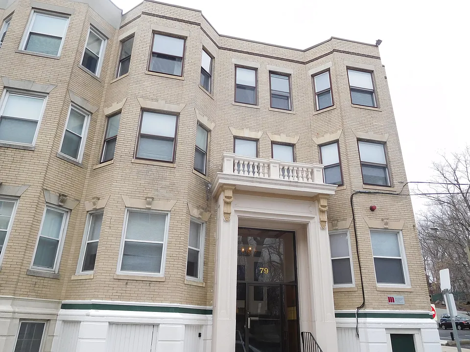 76-79 Gordon St