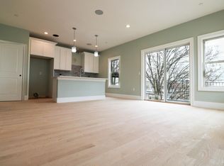 306 W 3rd St #3, Boston, MA 02127