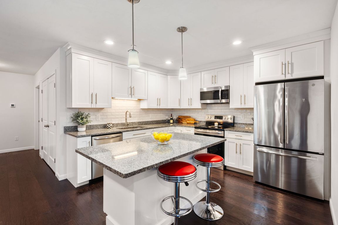 next background image