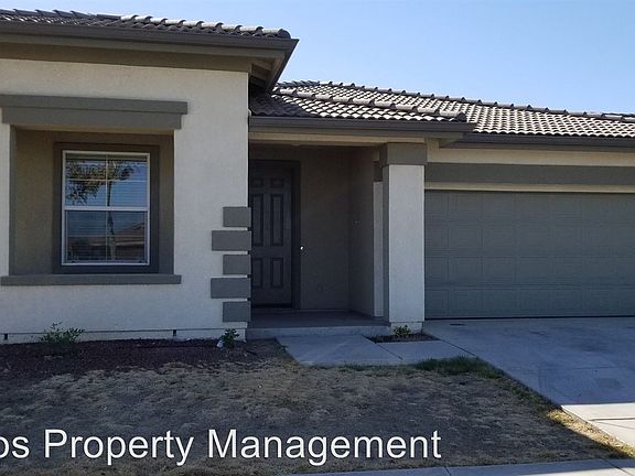 2nd image of 2425 N Creekside Dr