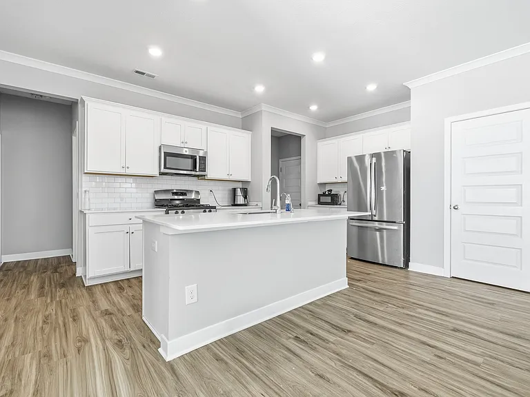 9681 Crossfield Rd — Photo 6