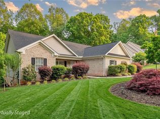 7704 Perthshire Dr, Oak Ridge, NC 27310