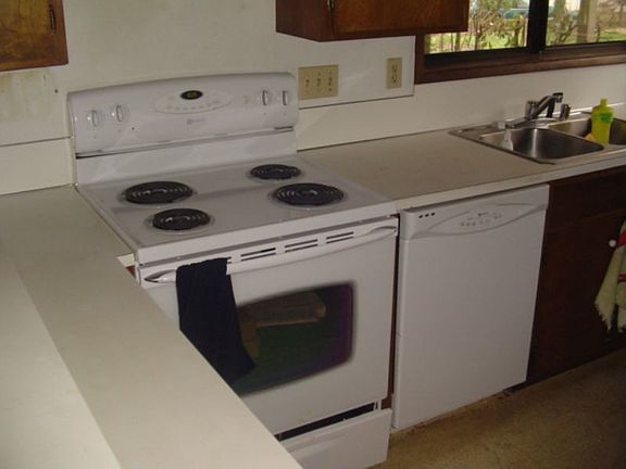 dishwasher/stove