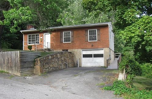 1st image of 1921 S Stewart Ave
