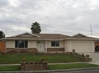 6654 N Angus St, Fresno, CA 93710