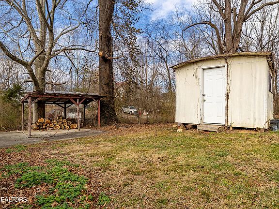 4th image of 528 France Ln