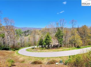 31 & 32 Running Bear Circle, Banner Elk, NC 28604