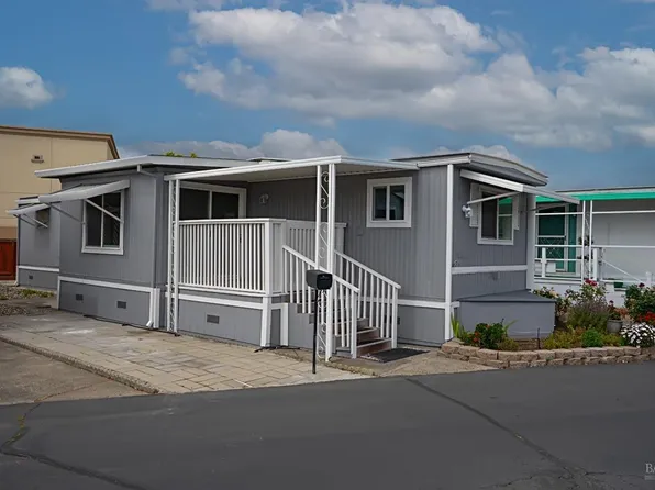 115 Coachman Ln #19, Santa Rosa, CA 95404