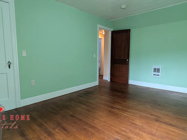 8447 Delphi Rd SW — Photo 37