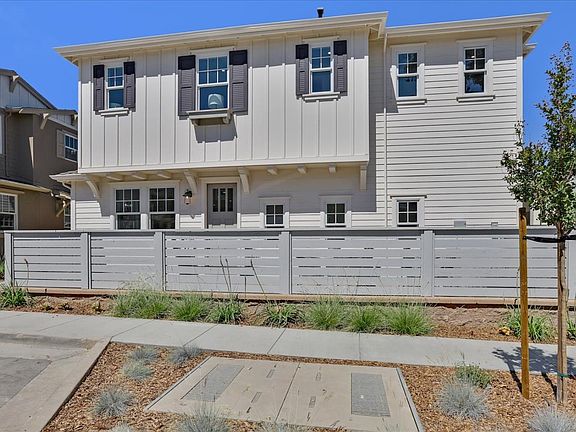 2nd image of 18859 Montalvo Oaks Cir
