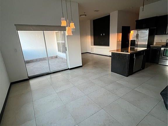 3rd image of 4217 Colbath Ave #250B