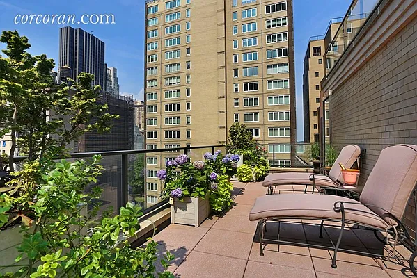 Sold by Corcoran | media 43