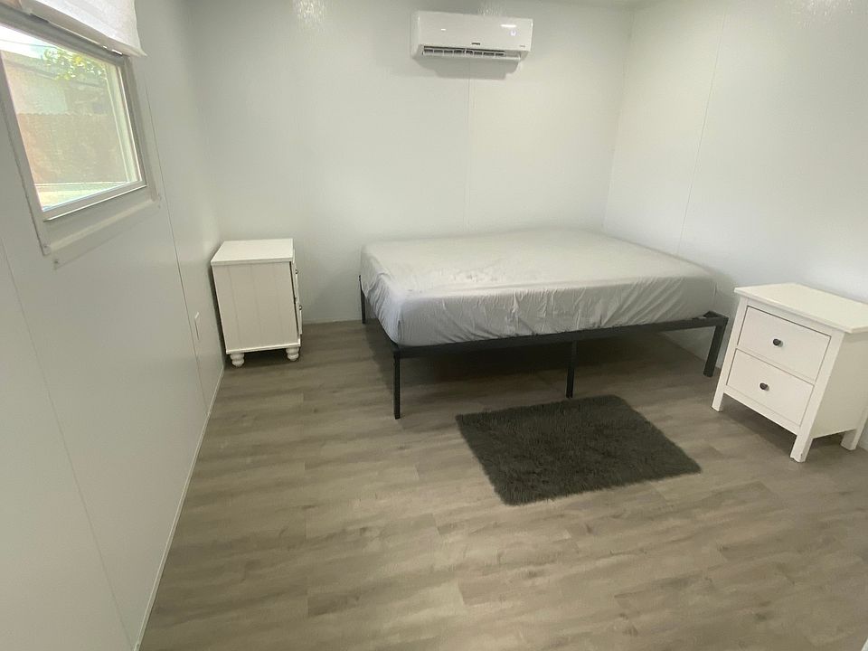 Bedroom furnished