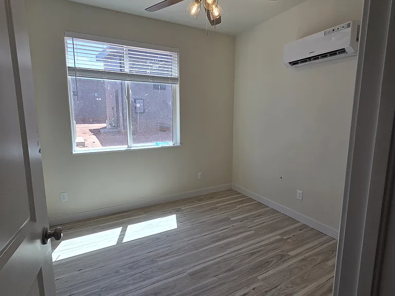 2158 E Bonnies Way #24 — Photo 6