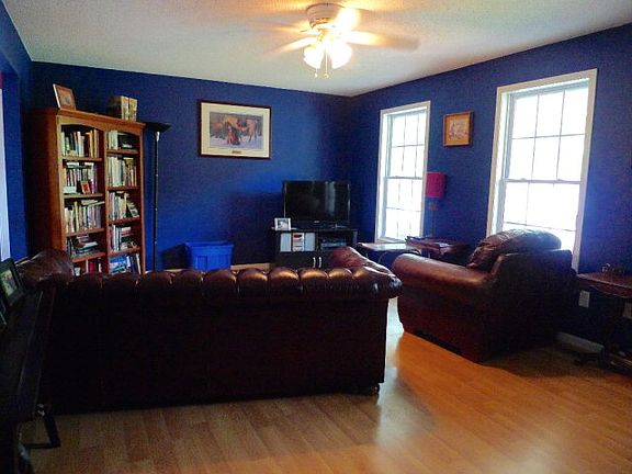2nd image of 2505 Silverbrook Ct #0