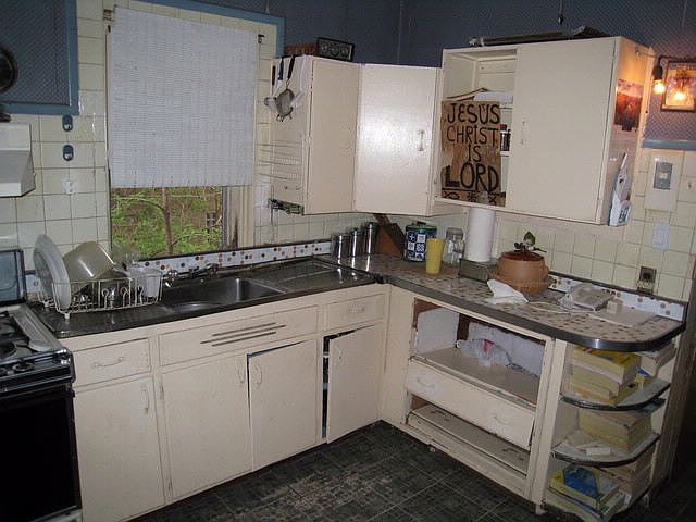 2nd image of 6447 N Newark Ave