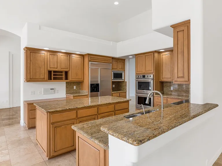 11139 E Cannon Dr — Photo 8