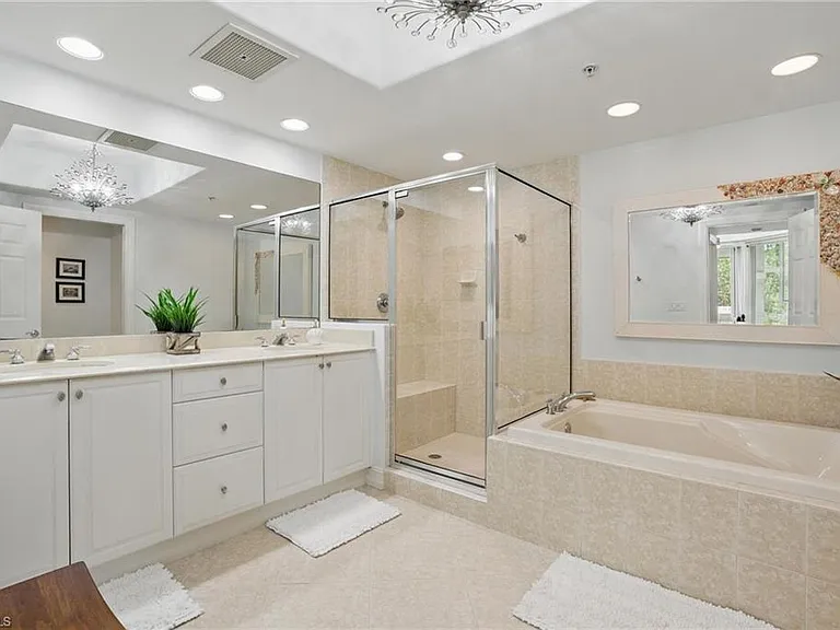 2728 Tiburon Blvd E #A-104 — Photo 9