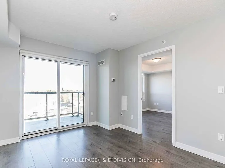 1420 Dupont St #710 — Photo 4