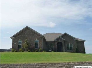 227 Hollington Dr, Huntsville, AL 35811