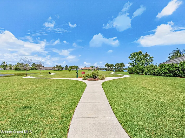 8019 Marquette Dr — Photo 53