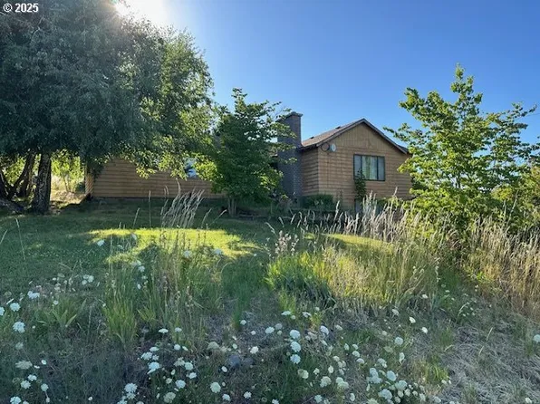 3366 Kollas Rd, Hood River, OR 97031