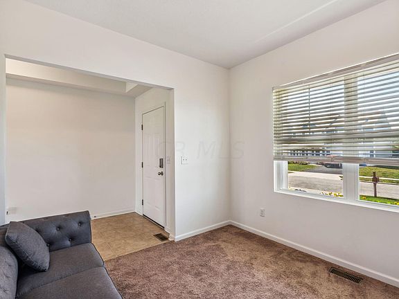 5th image of 592 Kingshurst Dr