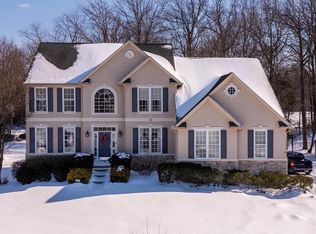 10 Laurel Wood Ct, Laurel Springs, NJ 08021