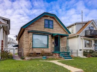 2909 S 7th St, Milwaukee, WI 53215