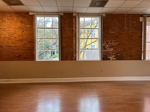 3rd image of 313-317 E Fulton St #3