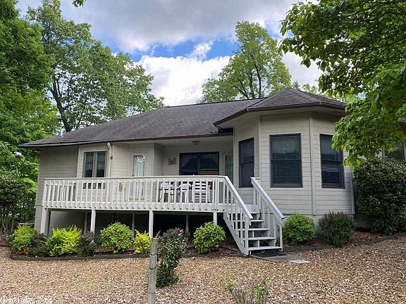 3rd image of 2 Skeinah Cir