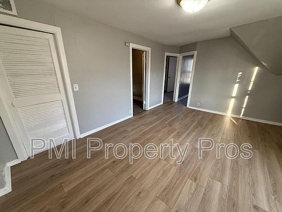 2nd image of 3806 W Rohr Ave