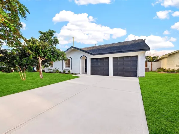 12026 Sela Ln, Houston, TX 77072