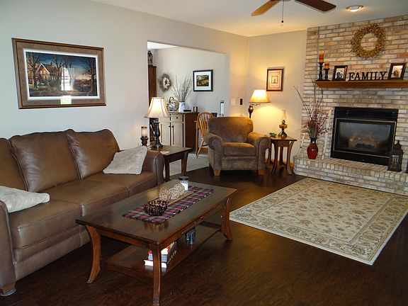 3rd image of 2021 Deer Haven Dr