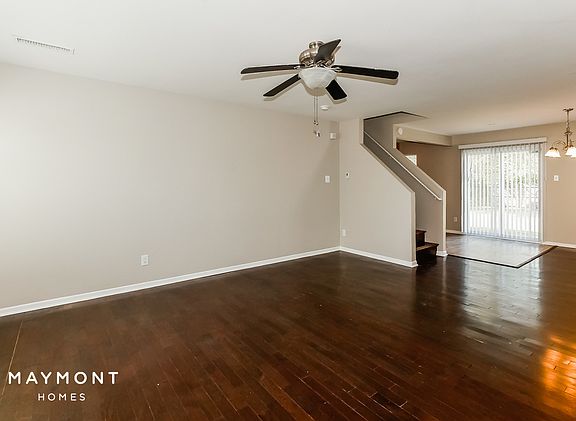4th image of 913 Belvedere Dr