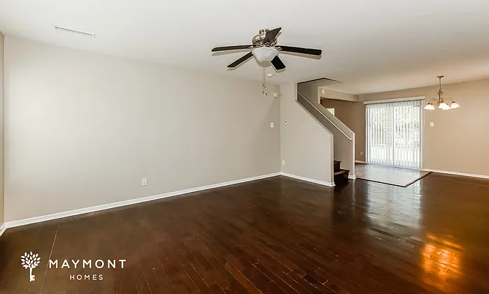 913 Belvedere Dr — Photo 2