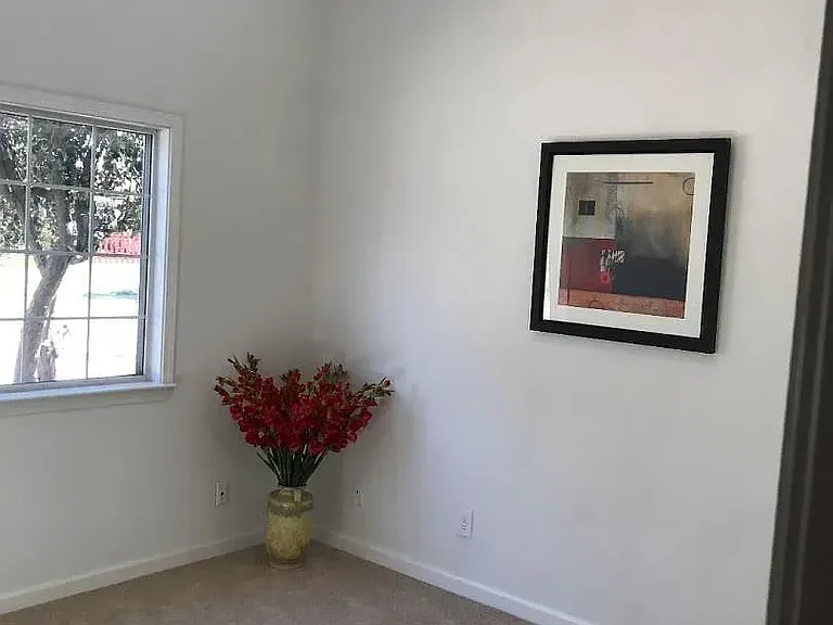 3829 Delaware Ave — Photo 11