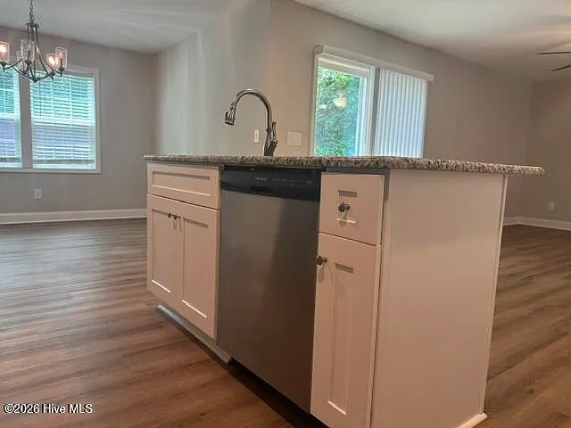 1050 W Indiana Ave — Photo 10