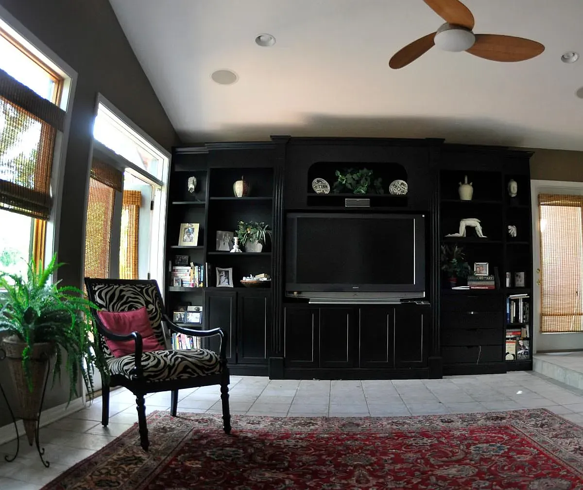 3 bed, 2.5 bath, 2200 sqft, $2,700 — Photo 2