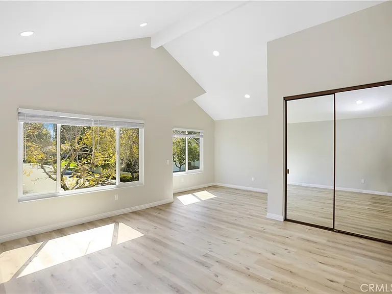 3 Southsand — Photo 16