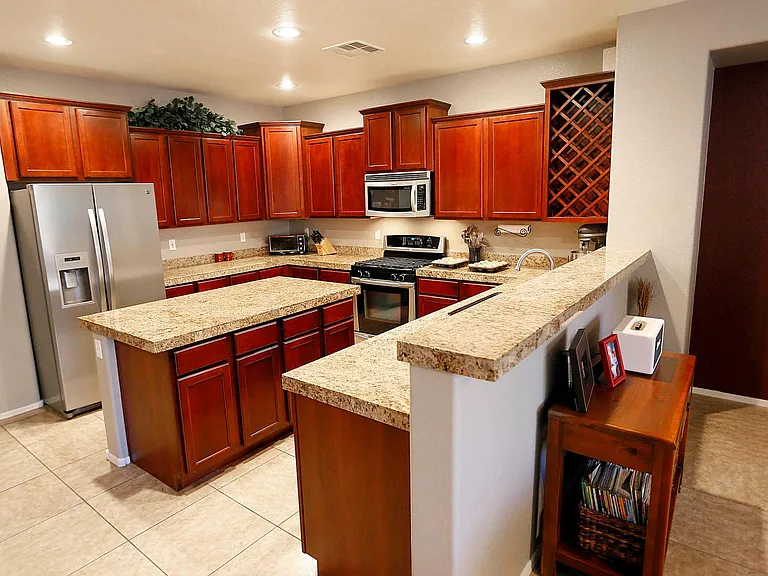3858 E Morelos St — Photo 13