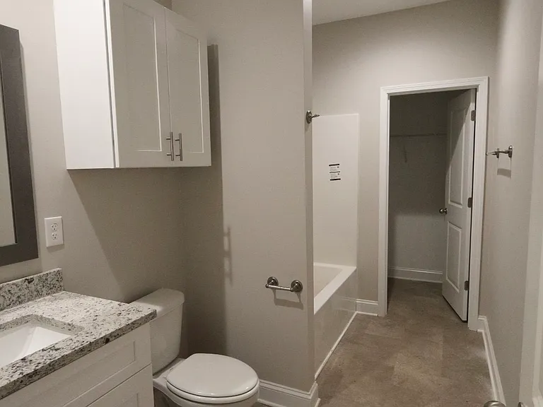 612 Vang Ct #612 — Photo 3