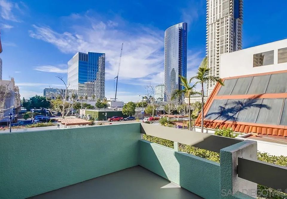 1st image of 701 Kettner Blvd Unit 54