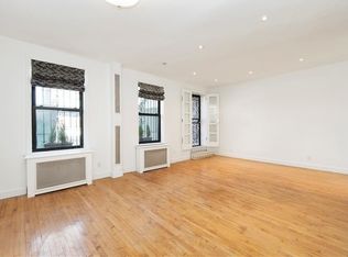 24 Minetta Ln #3L, New York, NY 10012
