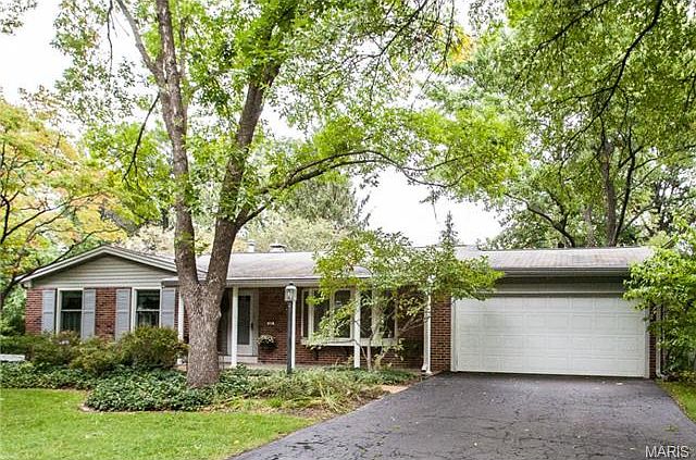 1st image of 822 Lisakay Dr