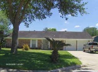 5304 Rockland Dr, Pearland, TX 77584