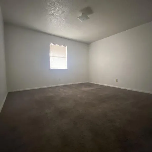 1208 Urbantke Ct #10 — Photo 4