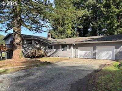 1484 Yasek Loop, Toledo, OR, 97391