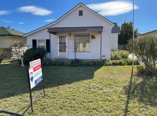 510 E 18th St, Hays, KS 67601