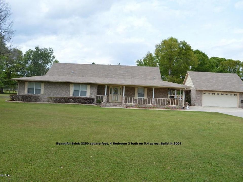 1st image of 2043 NE 204th St